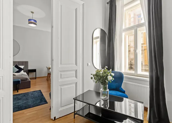 Three Bedrooms - 80 M2 - 2 Min To U4 Meidlinger Hauptstrasse Viena